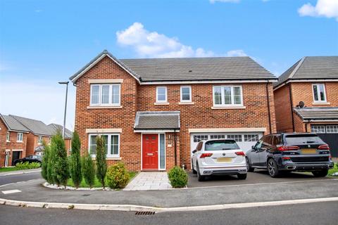 undefined, Beau Gardens, Marton