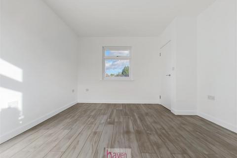 undefined, Crescent Way, London,N12