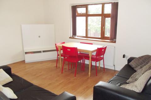 undefined, Flat ,  Egerton Road, Manchester