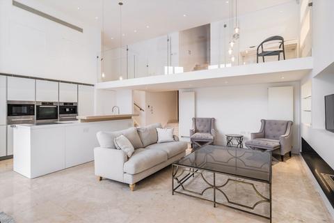 4 bedroom flat to rent, Hyde Park Gate, London SW7