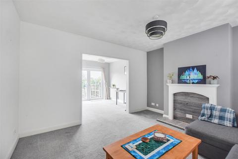 undefined, Mayfield Drive