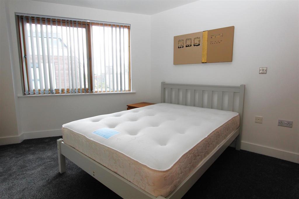 Bedroom 2.JPG
