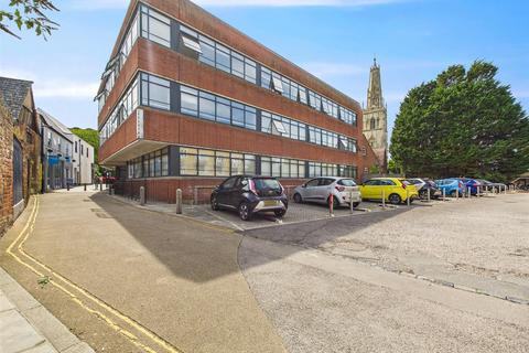 Three Cocks Lane, Gloucester, Gloucestershire, GL1