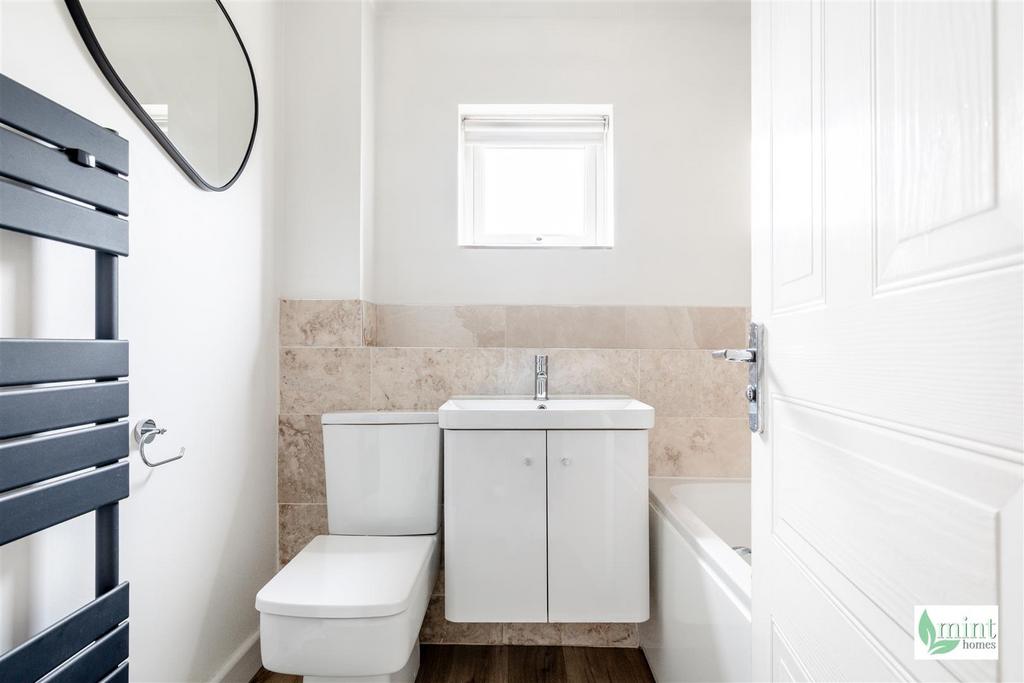 Watermark - 24 Guernsey Close-9.jpg