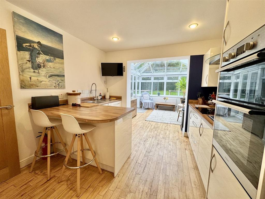 Breakfast kitchen