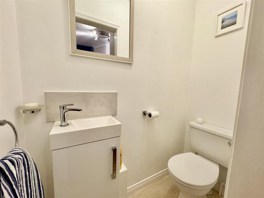 Ground floor wc