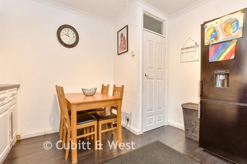3 bedroom flat for sale, Dover Court, Bognor Regis PO22