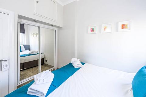 1 bedroom flat to rent, Earls Court, Earls Court, London, SW5