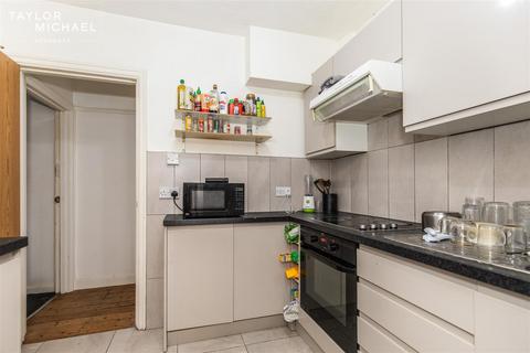 5 bedroom terraced house to rent, Canfield Road, Brighton