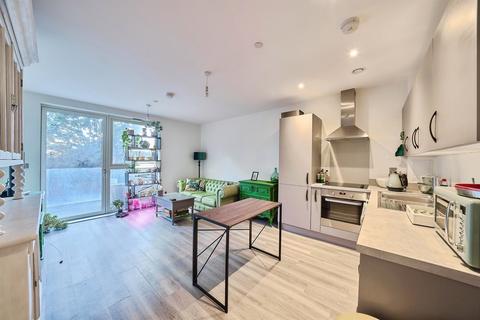 undefined, Catimor House, UB3