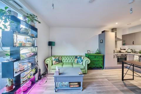 undefined, Catimor House, UB3