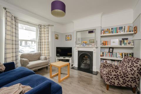 5 bedroom end of terrace house for sale, Gladstone Road, London SW19