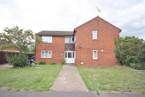 Studio to rent, Armitage Way, Cambridge CB4
