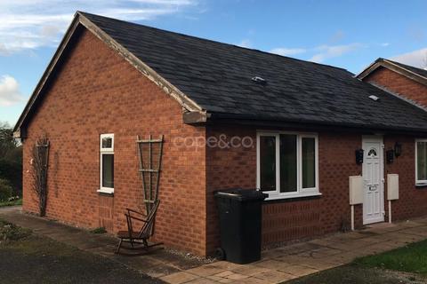 1 bedroom bungalow to rent, Tynefield Mews, Blakeley Lane, Etwall, Derby, Derbyshire, DE65 6SJ
