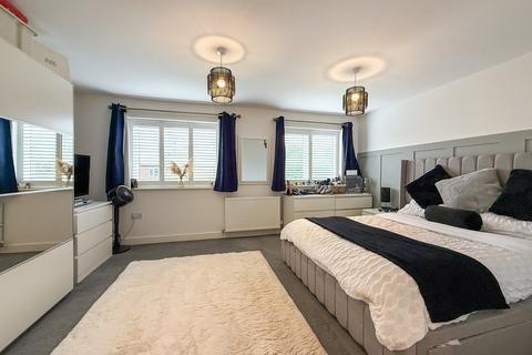 undefined, Bradshaw Crescent, Holmfirth HD9