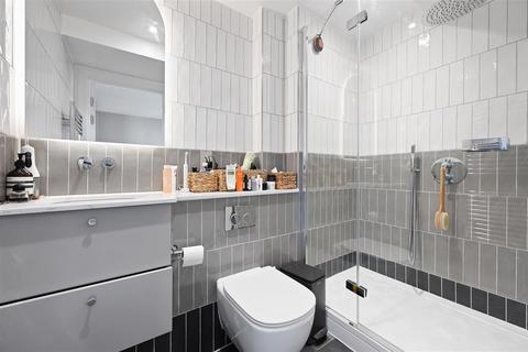 2 bedroom flat for sale, Lisgar Terrace, London W14