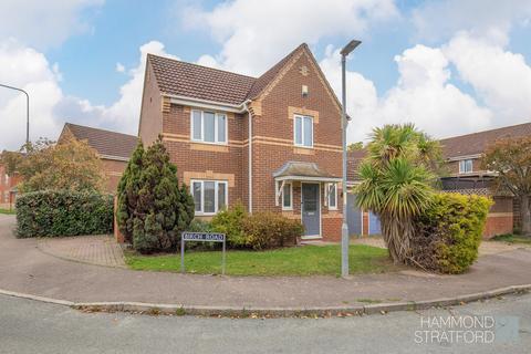 3 bedroom detached house for sale, Birch Road, Hethersett