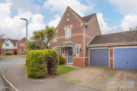 3 bedroom detached house for sale, Birch Road, Hethersett
