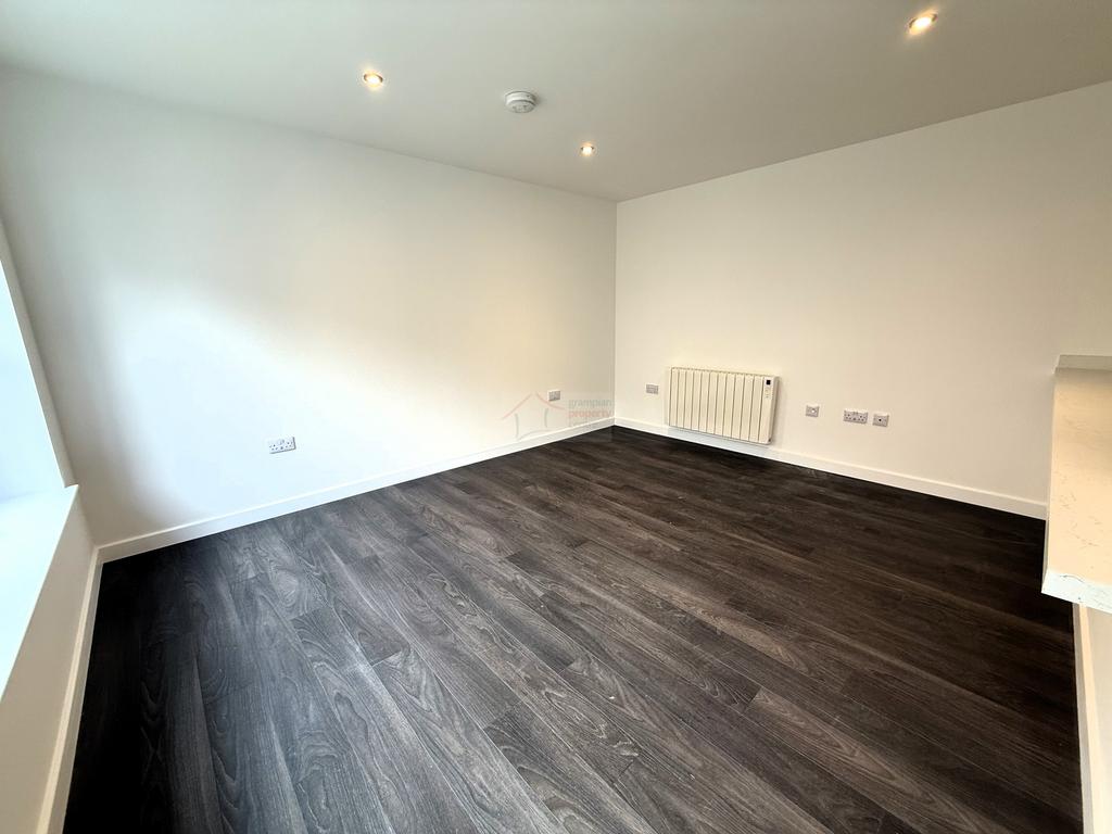 Lounge a.JPG