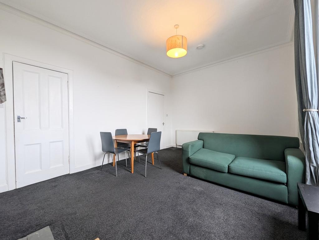 Lounge 2