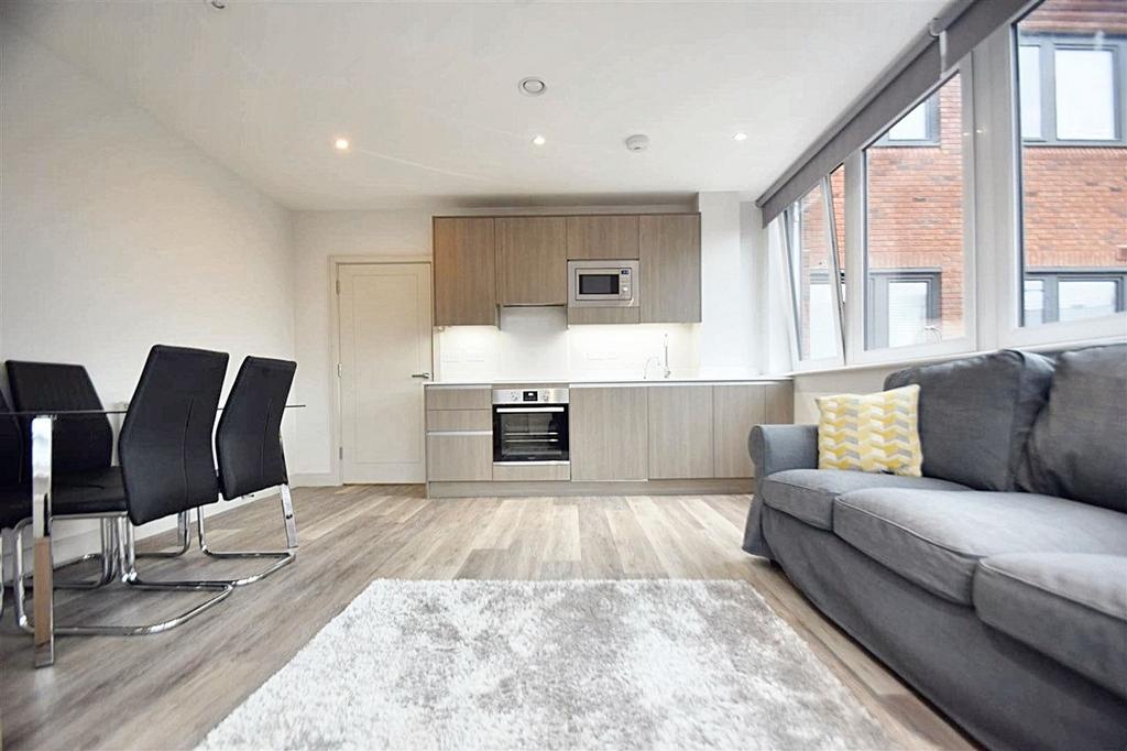Lounge/Kitchen
