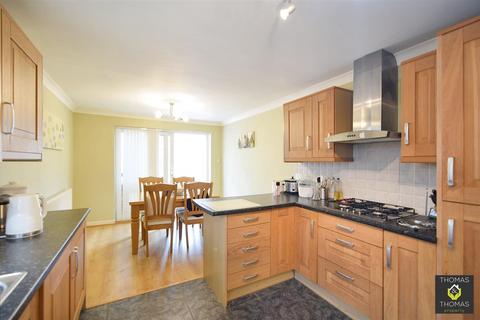 undefined, Laynes Road, Hucclecote