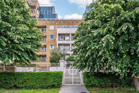 2 bedroom flat for sale, Oyster Wharf, 18 Lombard Road, London, SW11