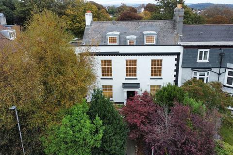 6 bedroom end of terrace house for sale, Woodside, Plymouth PL4