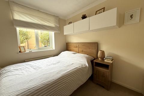 1 bedroom apartment to rent, Waterman Way, London, E1W