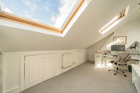 2 bedroom flat for sale, Mirabel Road, London SW6