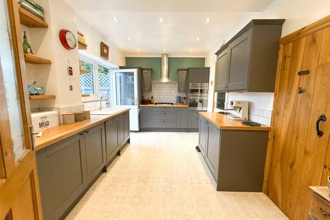 3 bedroom semi-detached house for sale, Douglas Gardens, Dunston, Gateshead, Tyne and Wear, NE11