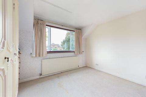 undefined, Riverway, Surrey TW18