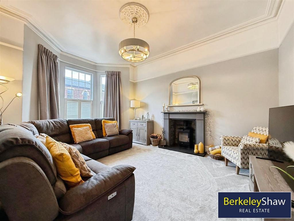 Front Lounge