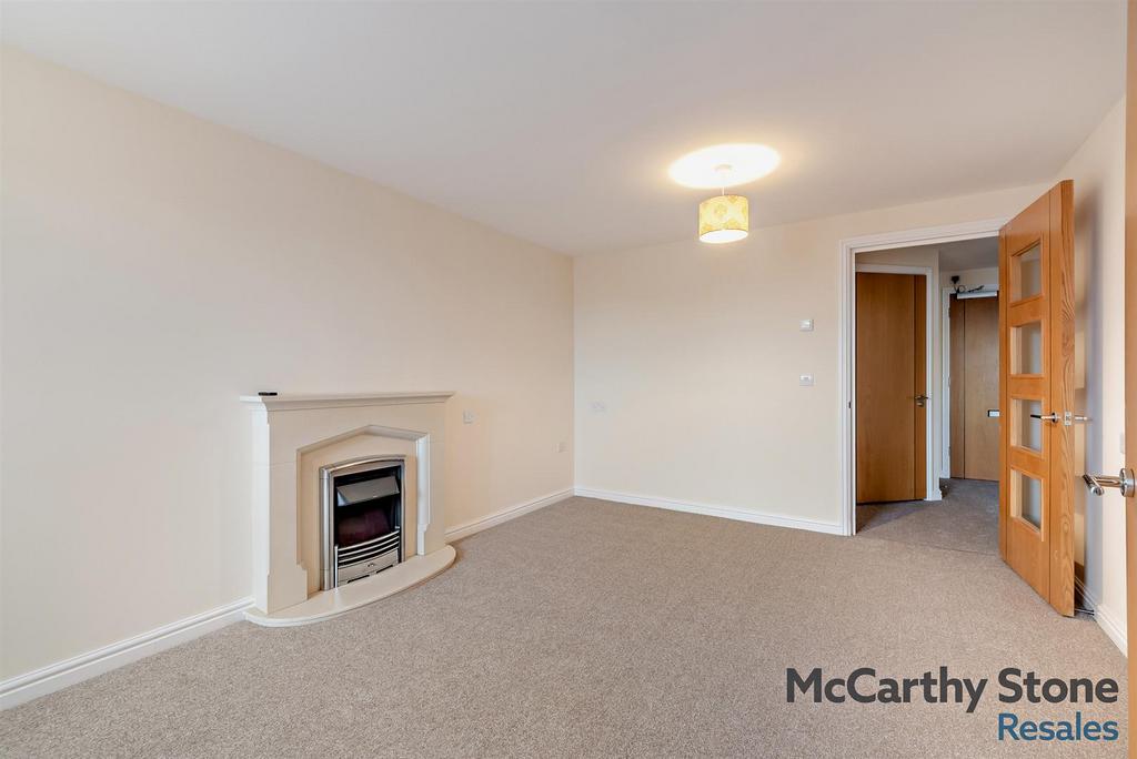 8667780-interior02-800.jpg