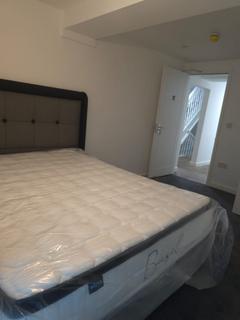 1 bedroom in a house share to rent, Mariner Street, Swansea SA1