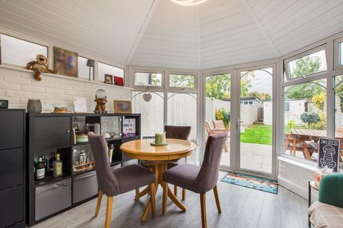 43 Beverley Avenue, Sidcup, DA15 8HF