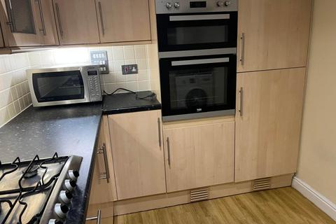undefined, Queenhythe Crescent, Guildford GU4