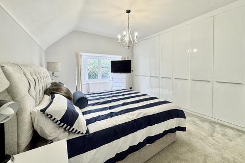 4 bedroom character property for sale, Gervis Road, Dorset, East Cliff, Bournemouth, BH1
