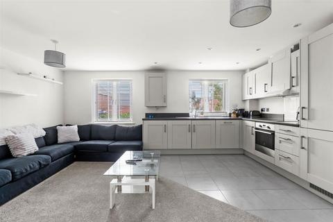 undefined, Sid Courtney Road, Tiddington, Stratford-Upon-Avon