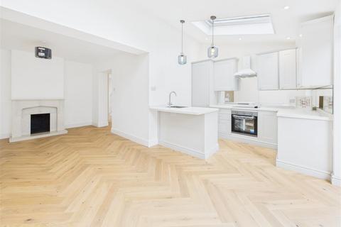 3 bedroom semi-detached house for sale, Terrace Road, Walton-On-Thames
