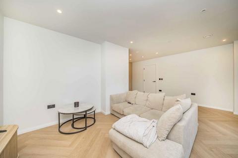 1 bedroom flat to rent, Coombe Road, New Malden KT3