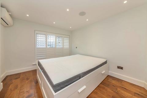 3 bedroom flat to rent, Chepstow Road, London W2