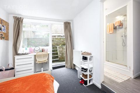undefined, Warleigh Road, Brighton