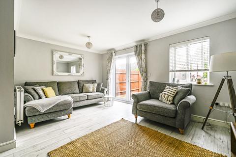 undefined, Guernsey Way, Kennington, Ashford, Kent, TN24