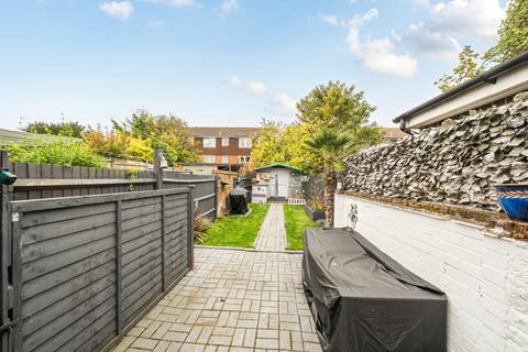 undefined, Chiltern Road, Bedfordshire LU6