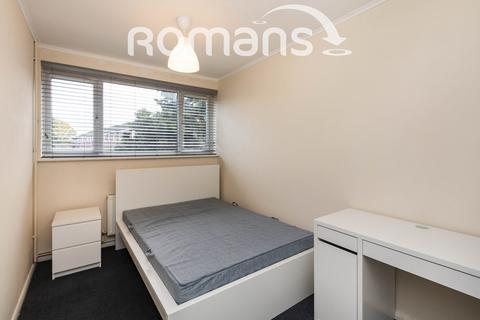 undefined, Dollis Drive, Farnham, Surrey, GU9