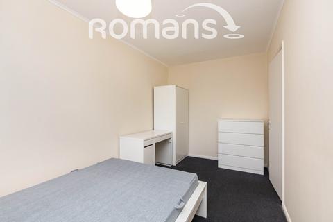 undefined, Dollis Drive, Farnham, Surrey, GU9