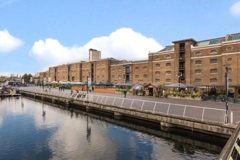 3 bedroom apartment for sale, Port East Apartments, Hertsmere Road, London, E14