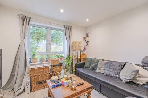 undefined, Spirit Quay, Wapping, London, E1W