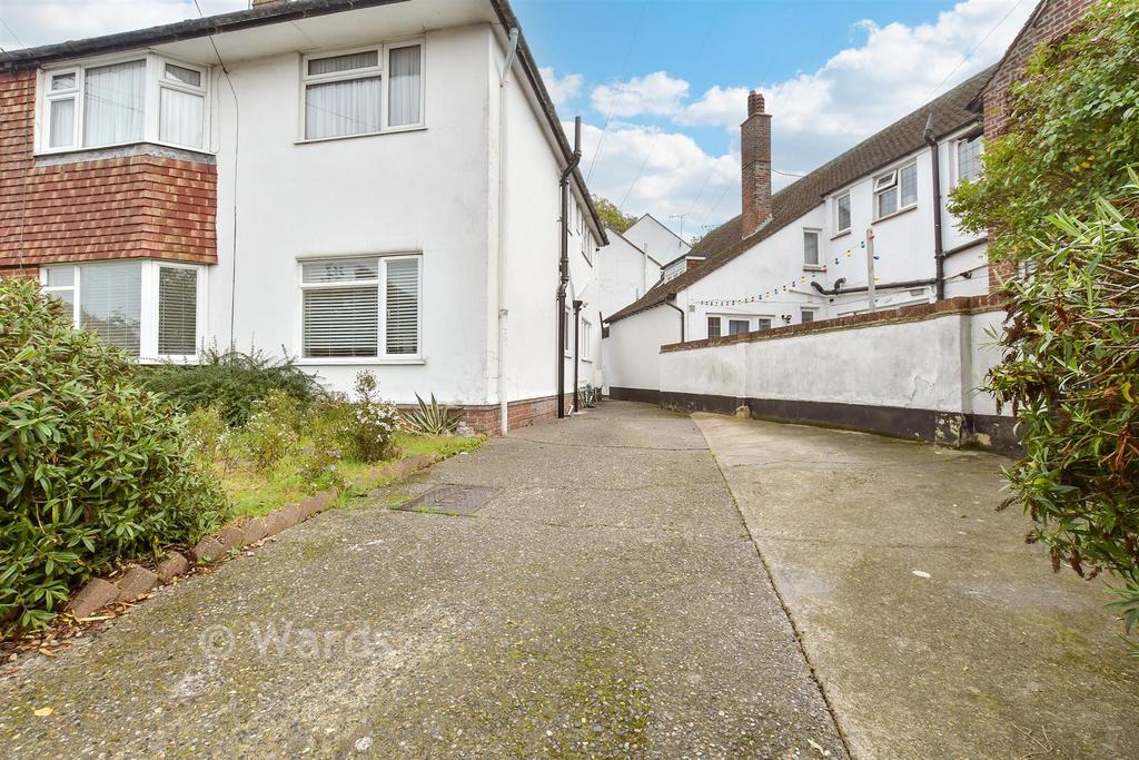 Driveway/Parking